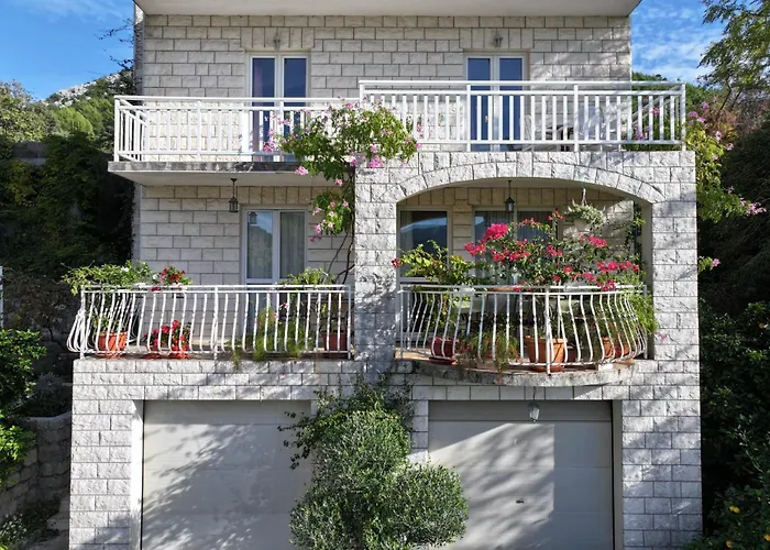 Vlasic דירה סטון